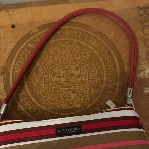 Kate Spade Vintage NWOT Purse - Picture 9 of 11